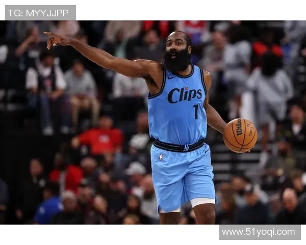 生涯第32次半场30+得分！哈登上半场三分10中6轰35分